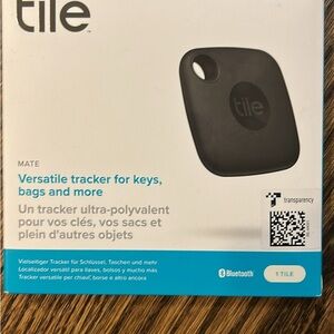 Tile Bluetooth Tracker